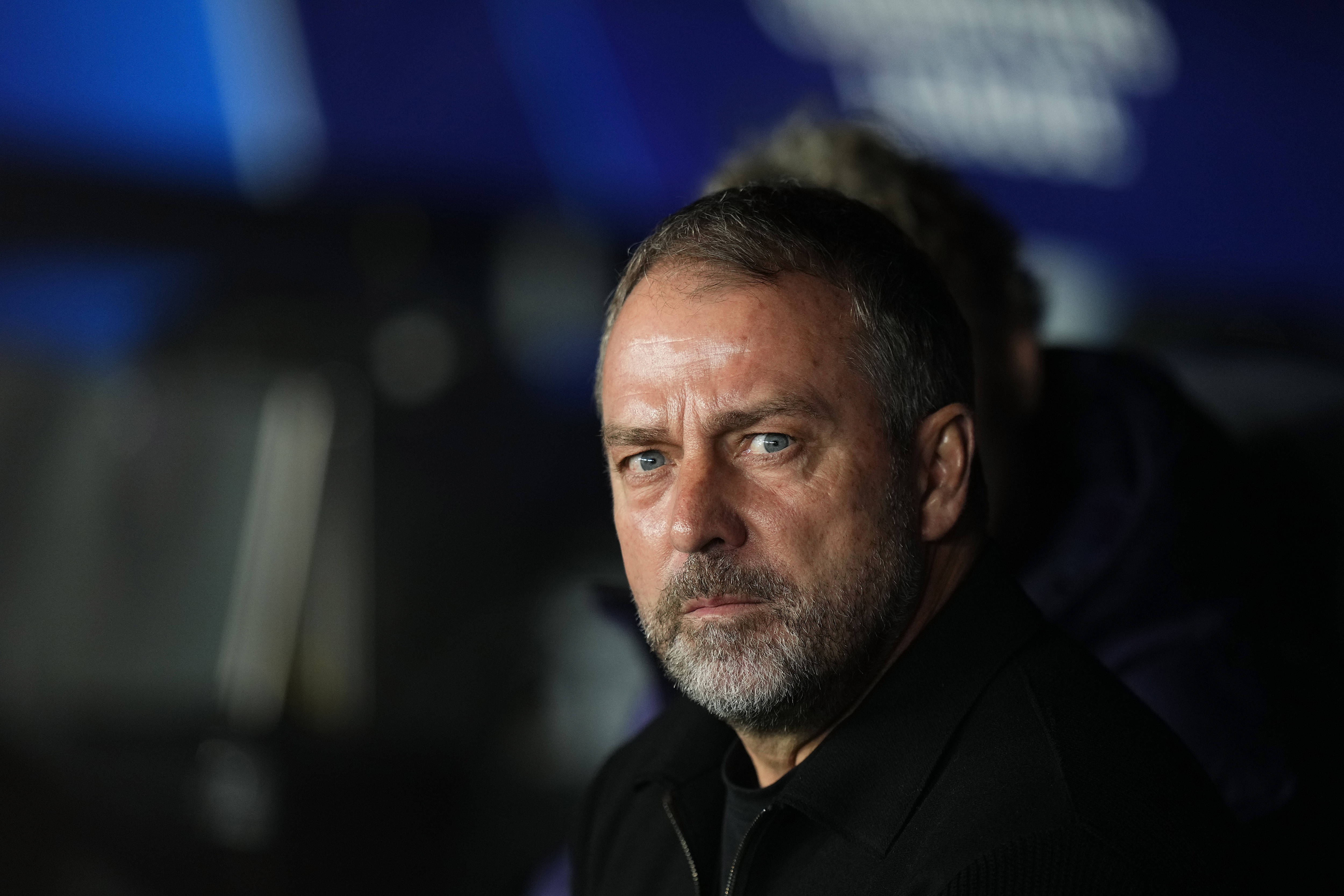 开云体育app-每体：弗里克对德罗即将离开巴萨感到不满，他表示非常失望