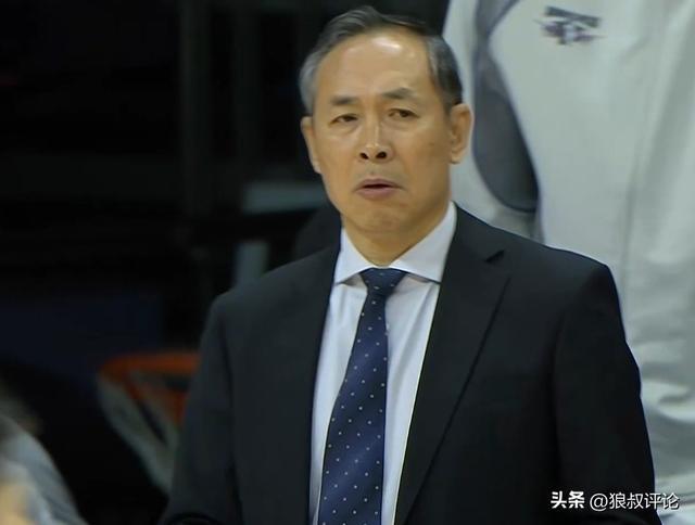 开云体育-许利民：末节麦基和周琦在场表现 坚定后续围绕双塔搭配更多的战术